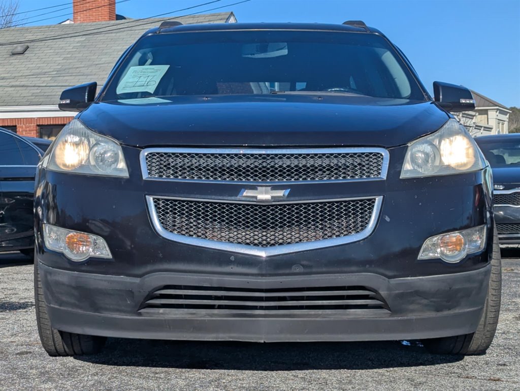 2011 Chevrolet Traverse LT photo