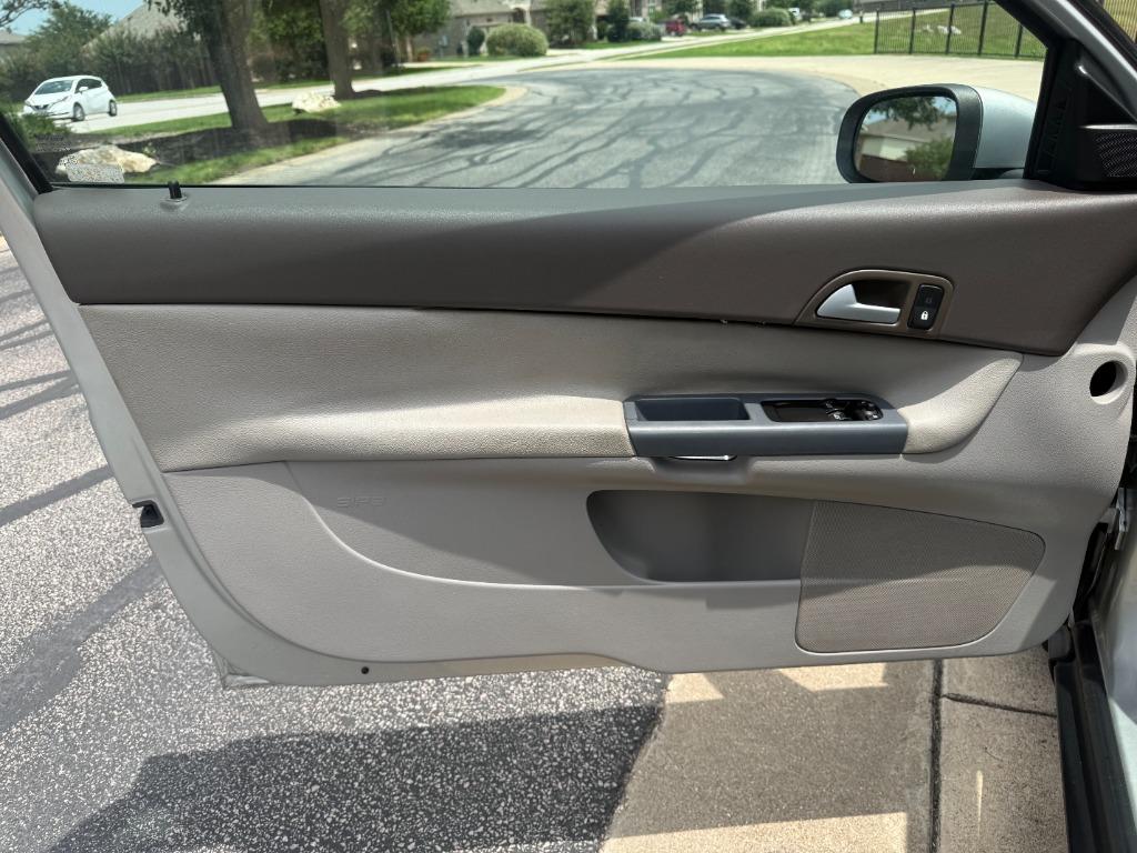 2008 Volvo C30 - $5,700