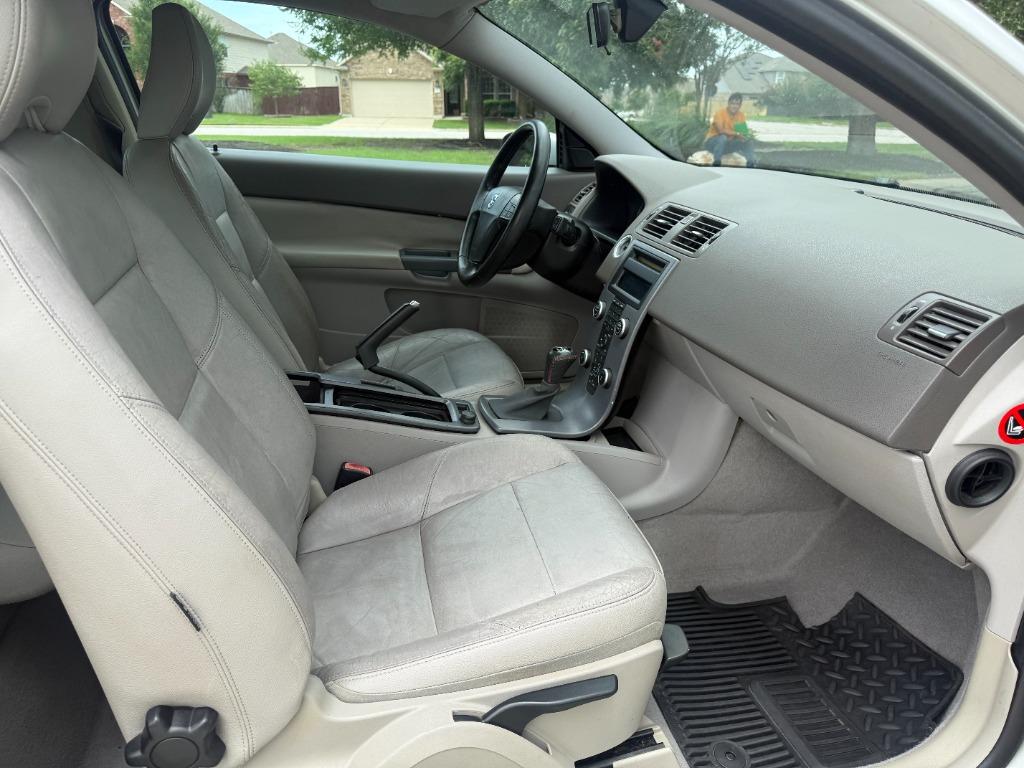 2008 Volvo C30 - $5,700