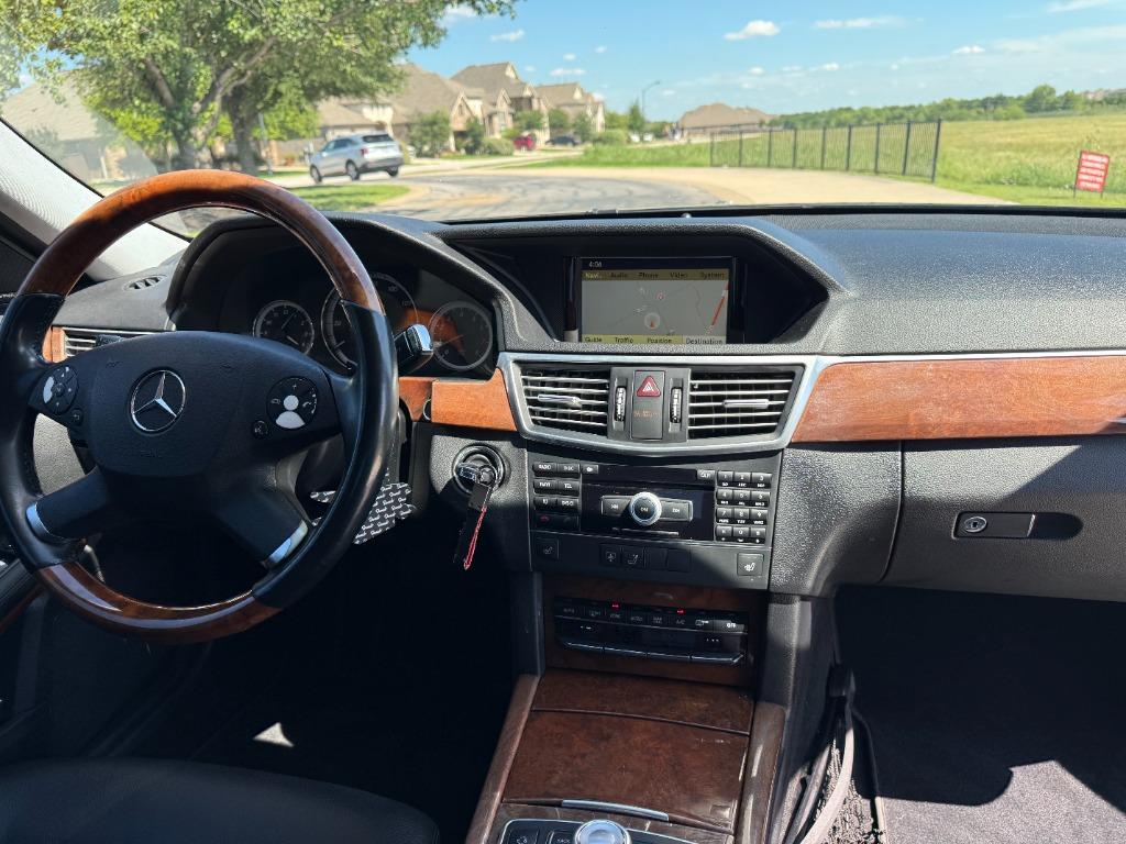2011 Mercedes-Benz E-Class - $7,250