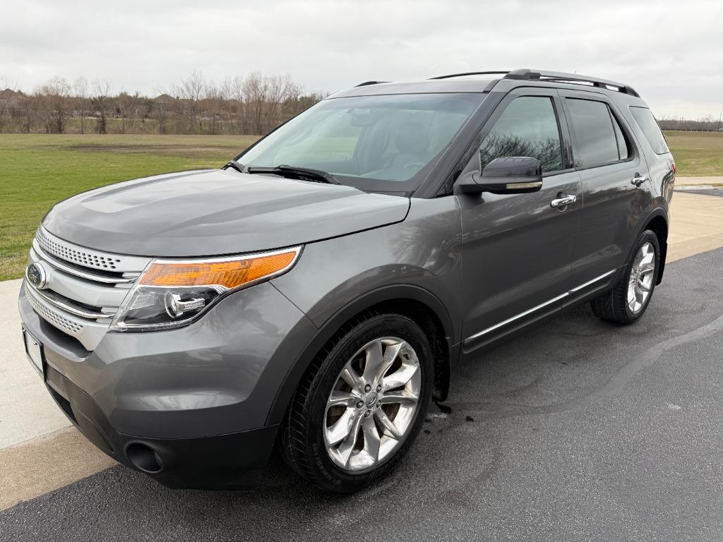 2011 Ford Explorer XLT photo