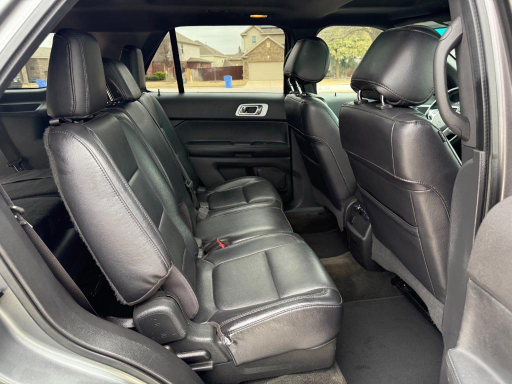 2011 Ford Explorer XLT photo