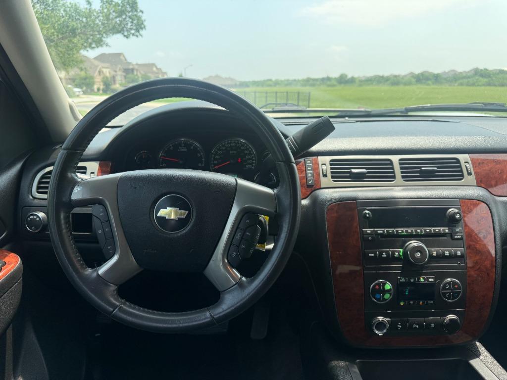 2011 Chevrolet Tahoe - $7,200