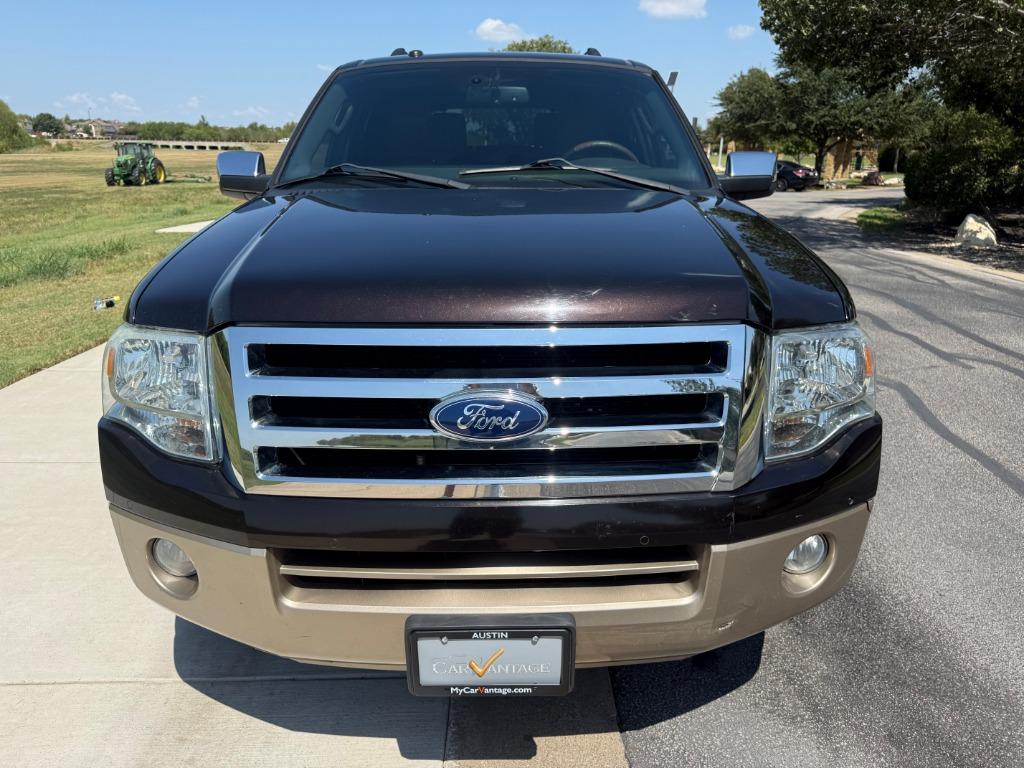2013 Ford Expedition - $10,700