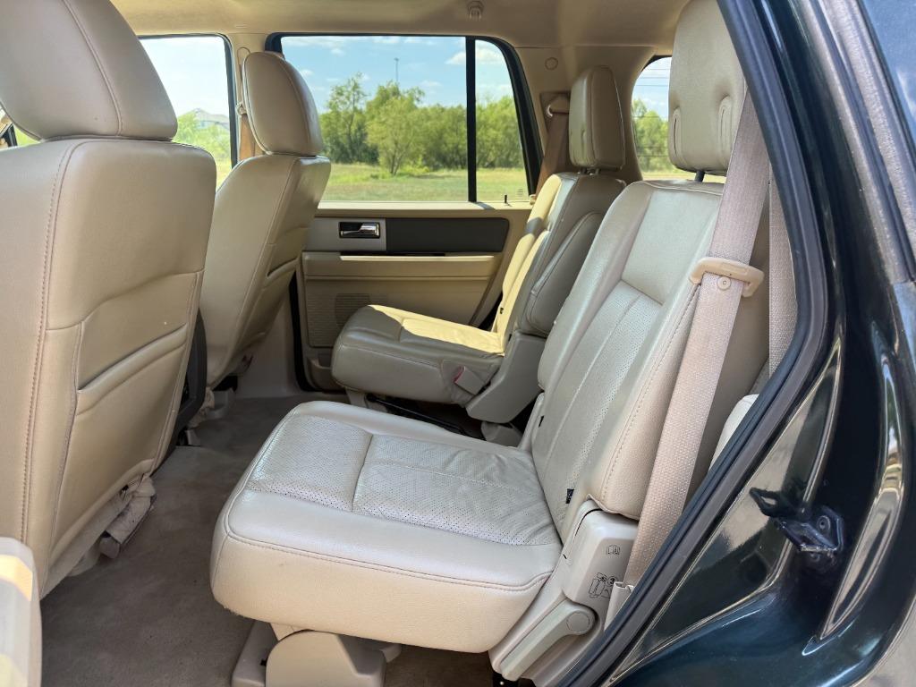2013 Ford Expedition - $7,800