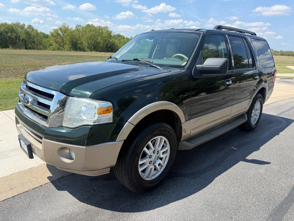 2013 Ford Expedition - $7,800