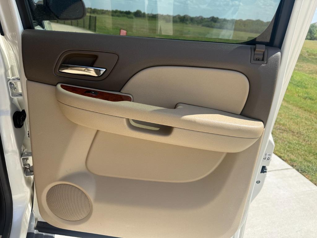 2013 Chevrolet Suburban - $8,800