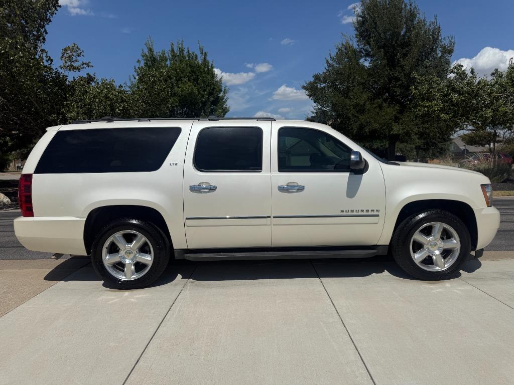 2013 Chevrolet Suburban - $8,800