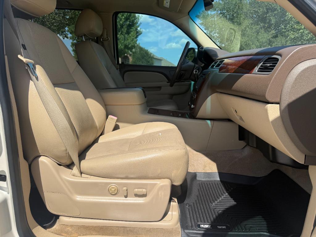 2013 Chevrolet Suburban - $8,800