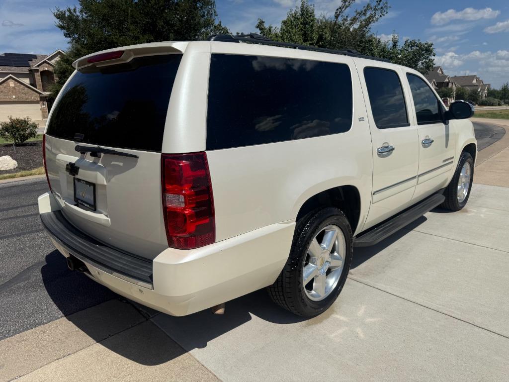 2013 Chevrolet Suburban - $8,800