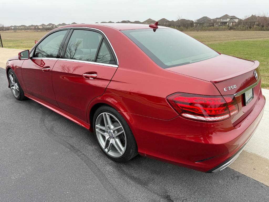 2014 Mercedes-Benz E-Class E350 Luxury photo