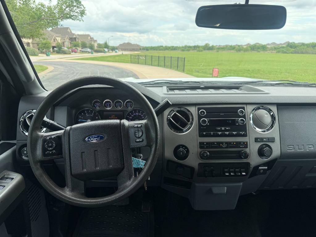 2014 Ford F-250 - $17,400