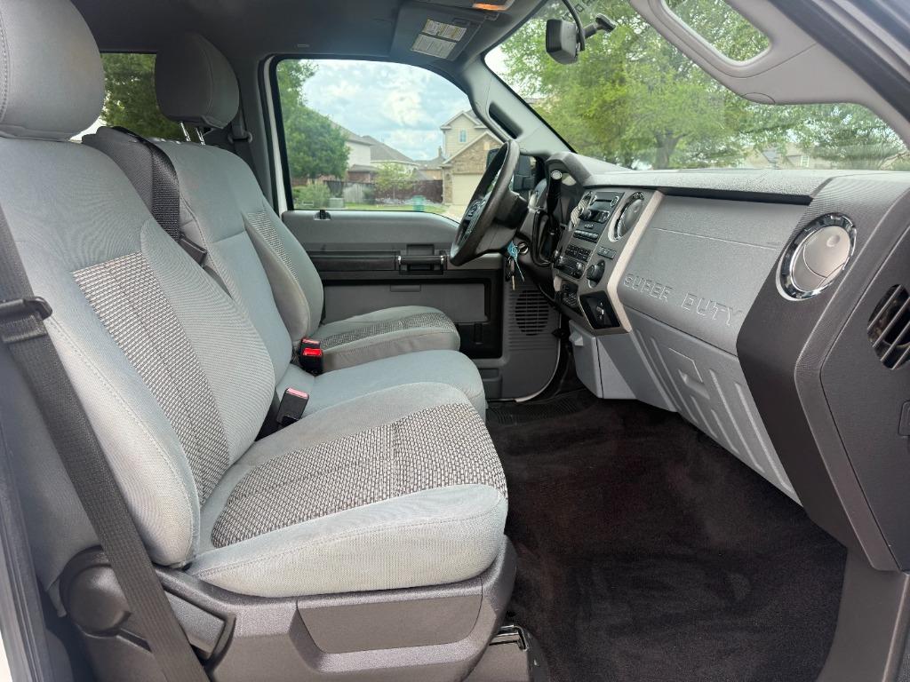 2014 Ford F-250 - $17,400