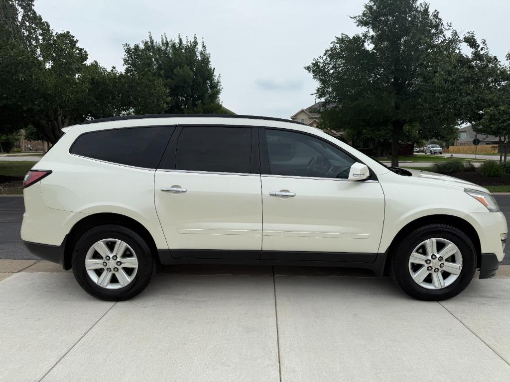 2014 Chevrolet Traverse LT photo