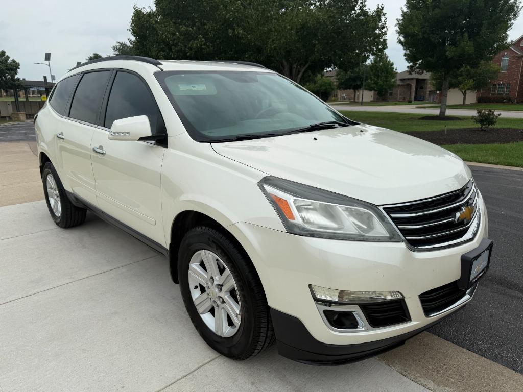 2014 Chevrolet Traverse LT photo