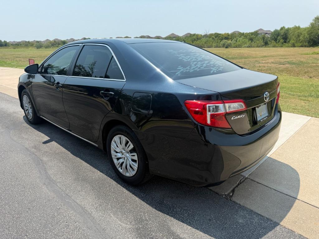 2014 Toyota Camry - $10,190
