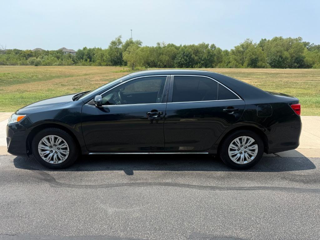 2014 Toyota Camry - $10,190