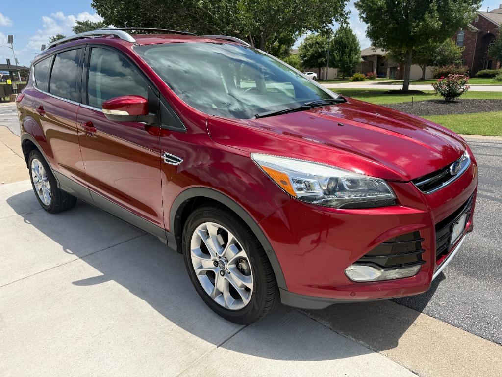 2014 Ford Escape - $8,300