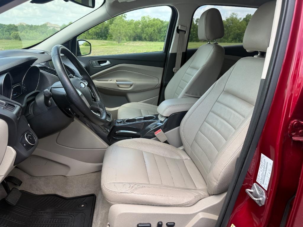 2014 Ford Escape - $8,300