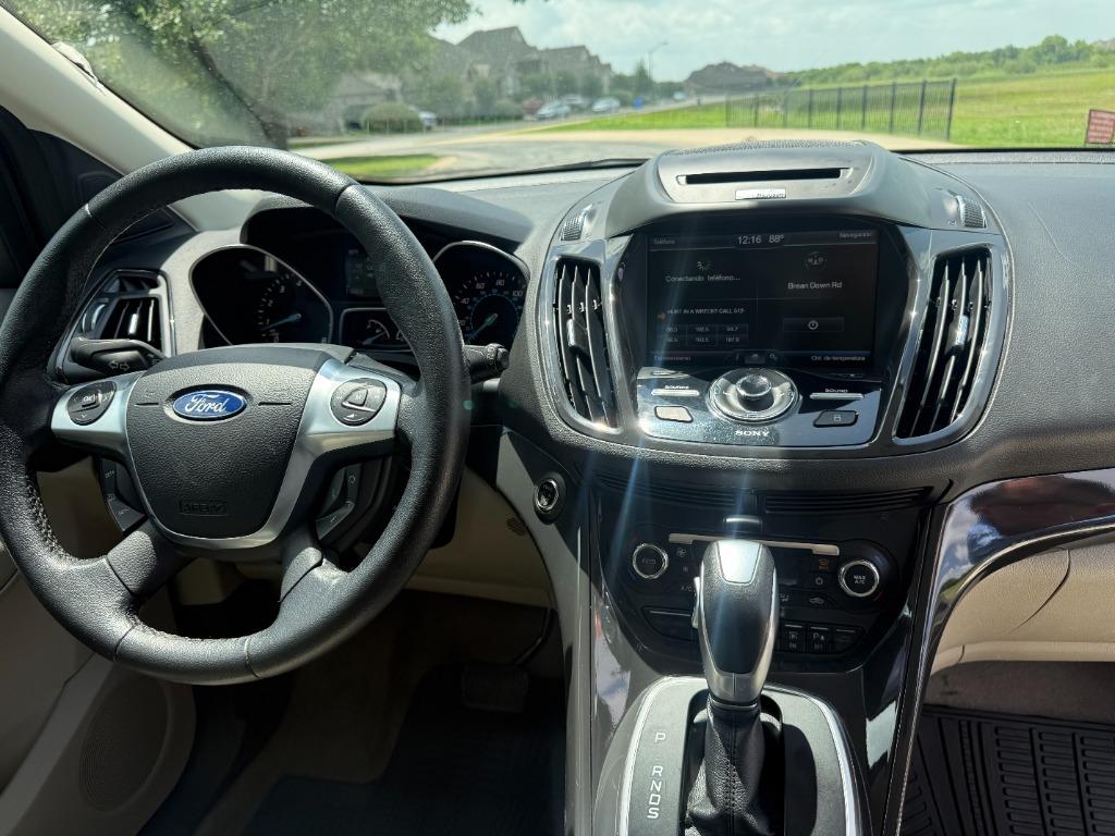 2014 Ford Escape - $8,300