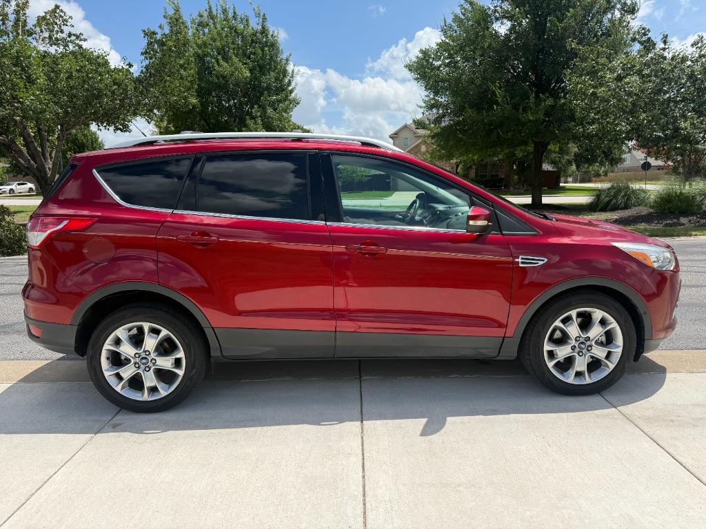 2014 Ford Escape - $8,300