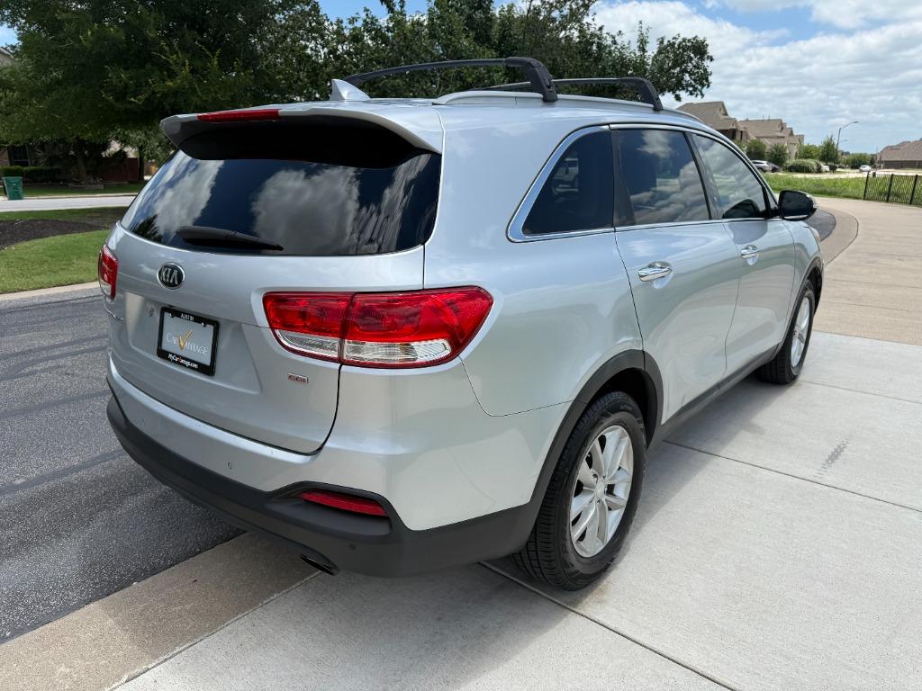2016 Kia Sorento - $5,990
