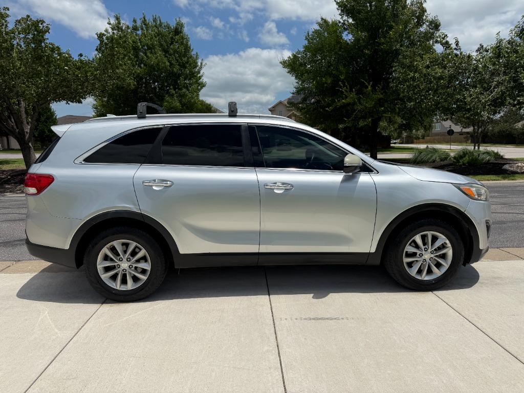 2016 Kia Sorento - $5,990