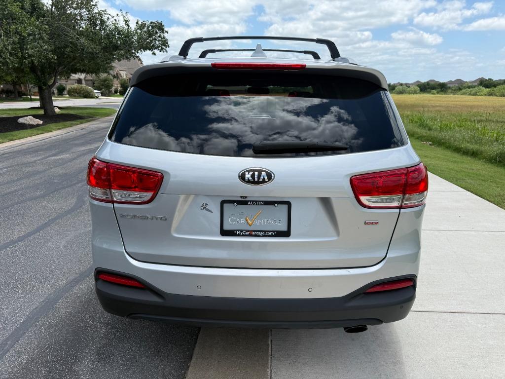 2016 Kia Sorento - $5,990