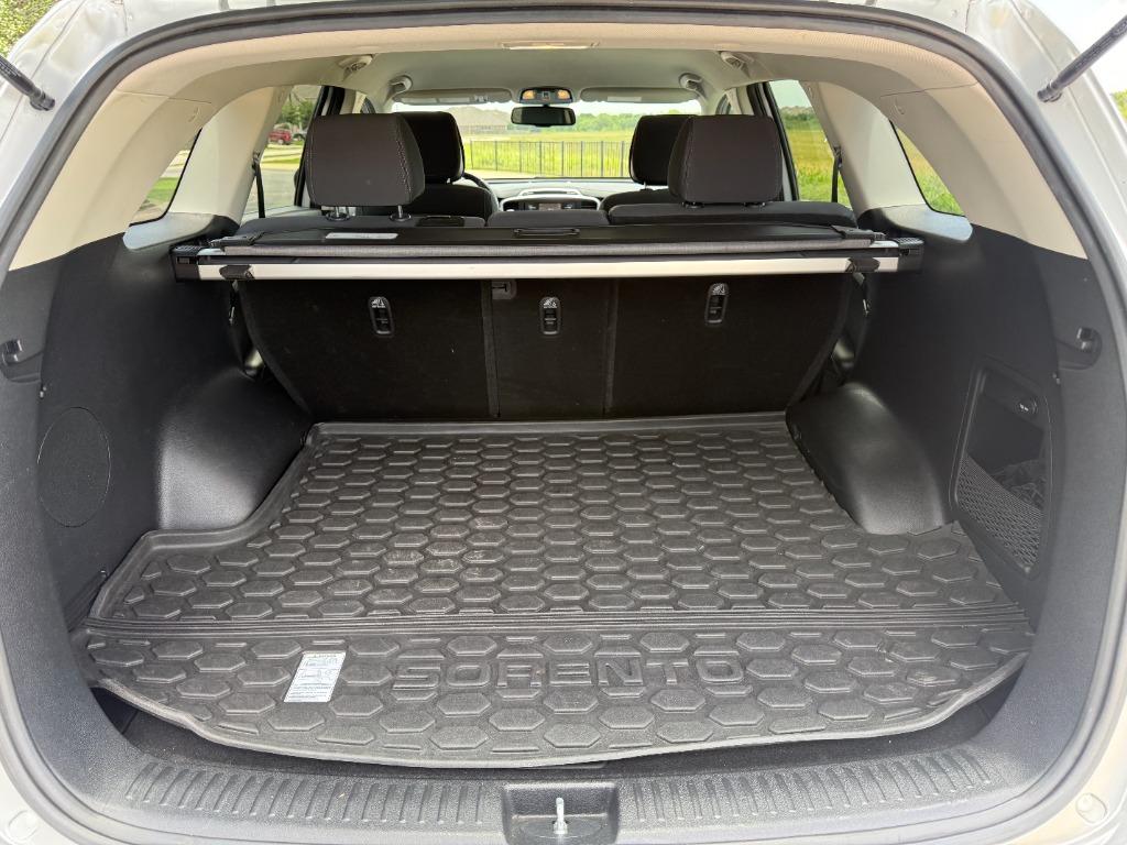 2016 Kia Sorento - $5,990