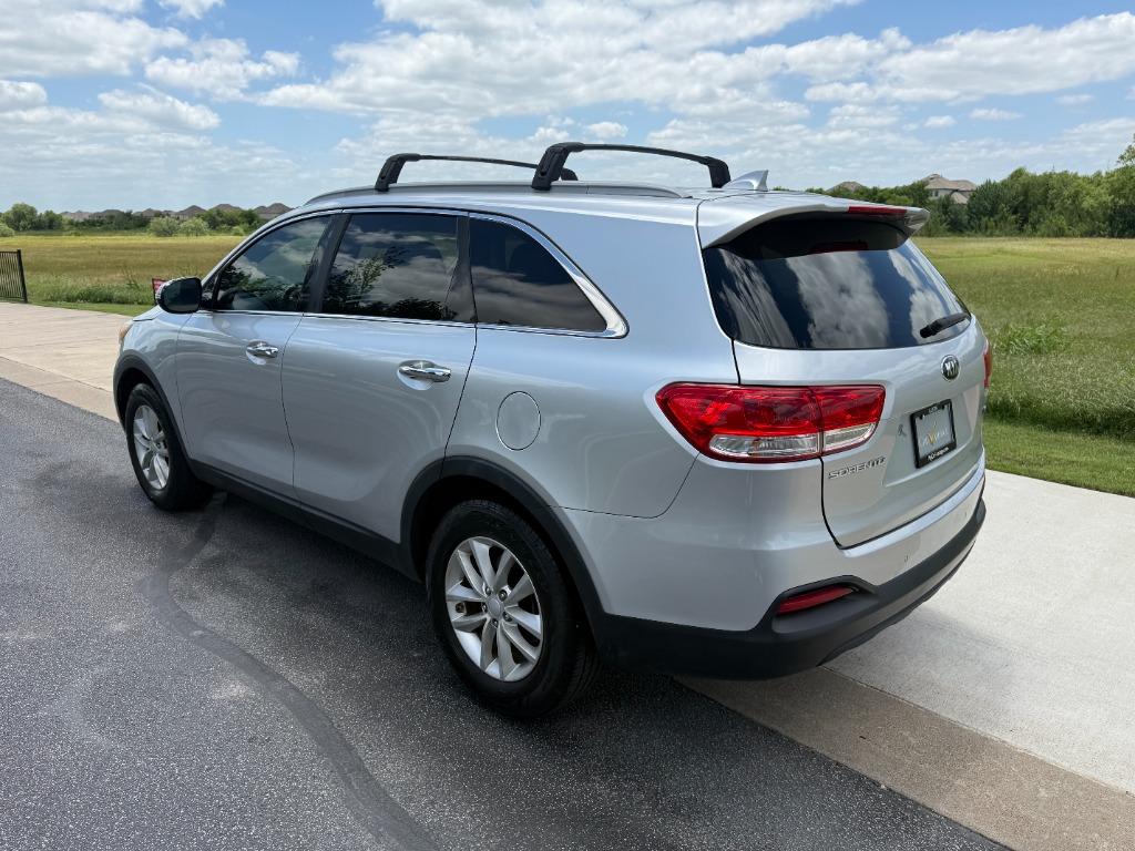 2016 Kia Sorento - $5,990