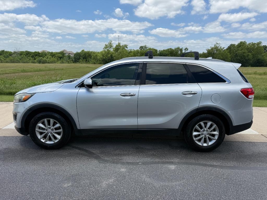2016 Kia Sorento - $5,990