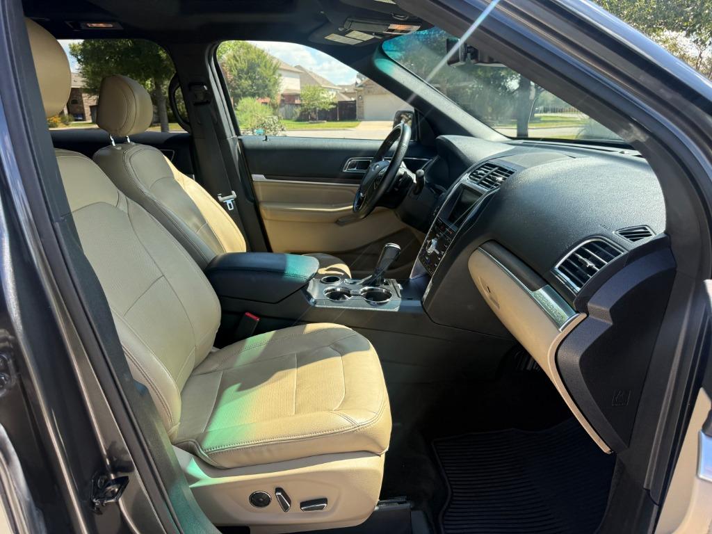 2016 Ford Explorer - $8,700