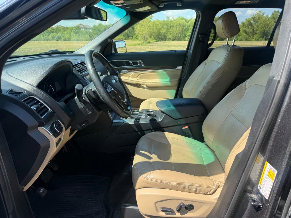 2016 Ford Explorer - $8,700