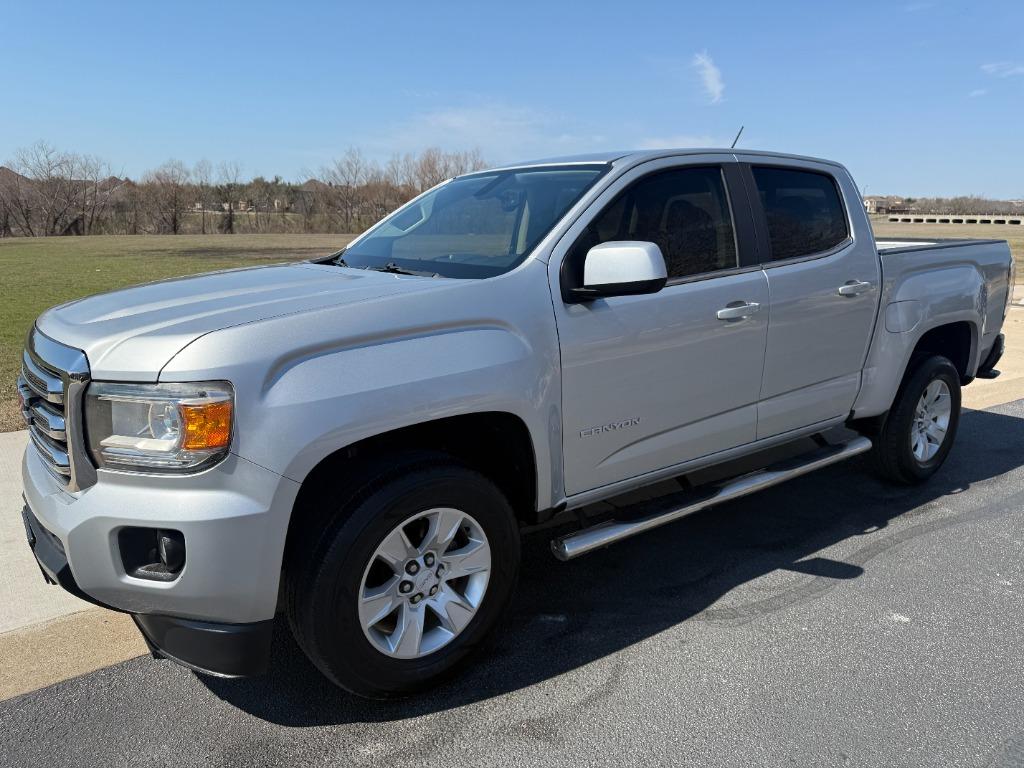 2017 GMC Canyon SLE photo