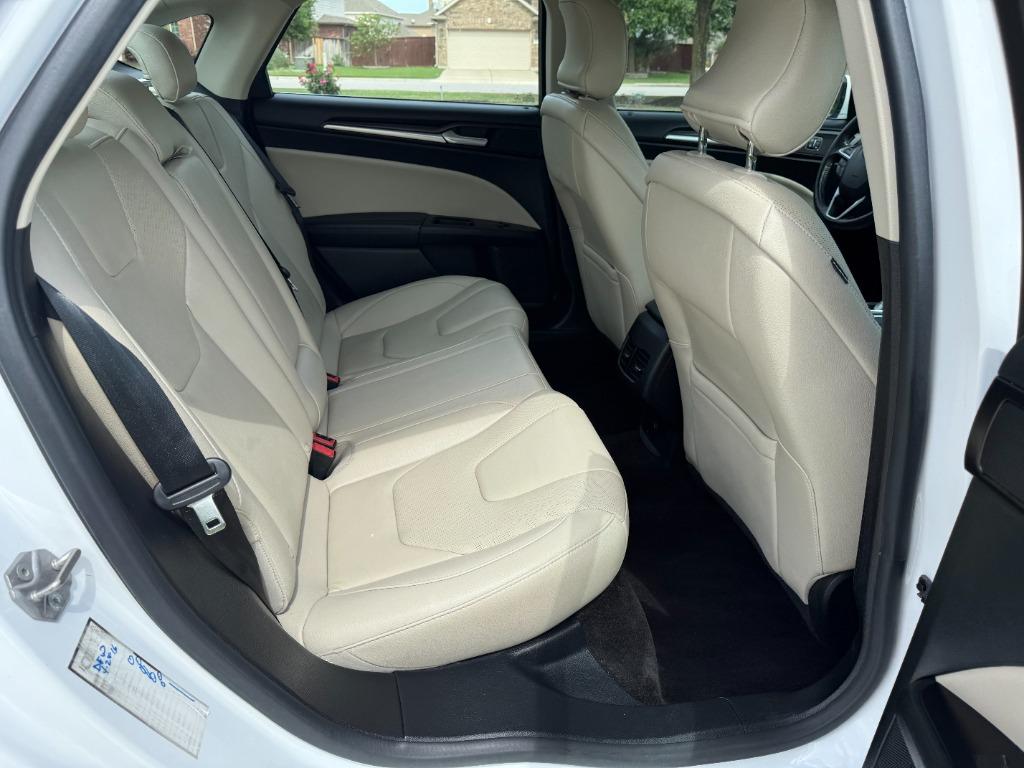 2017 Ford Fusion Titanium photo