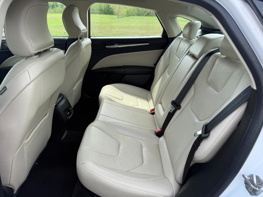 2017 Ford Fusion Titanium photo