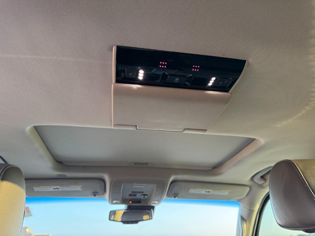 2018 GMC Yukon XL 1500 Denali photo