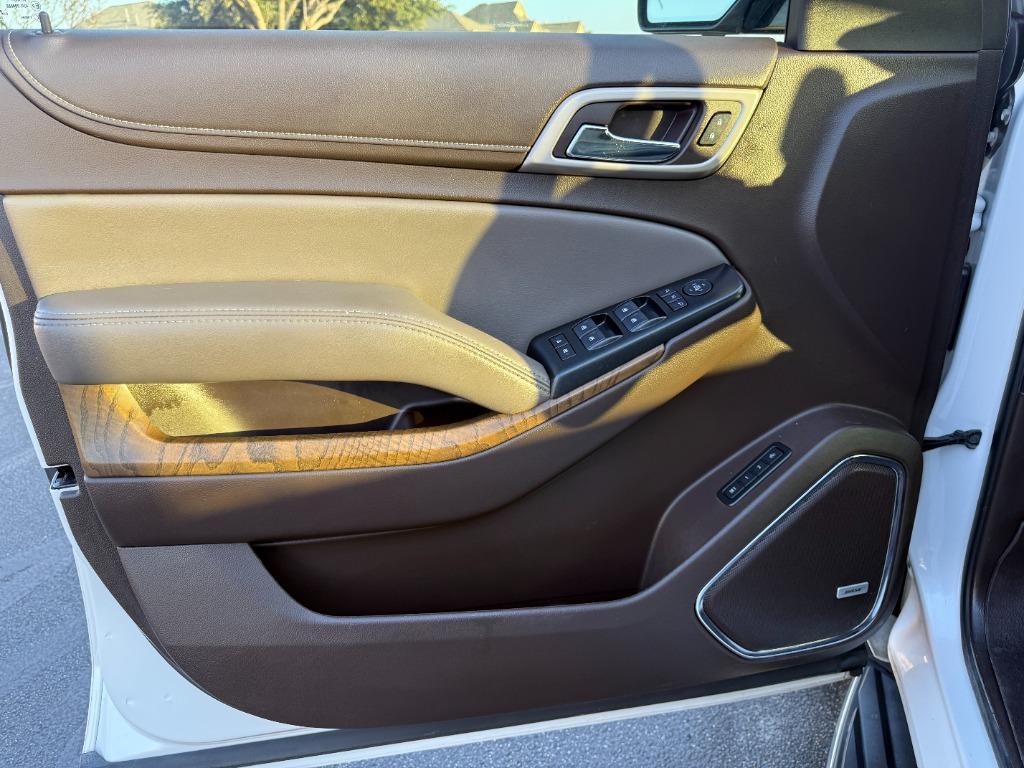 2018 GMC Yukon XL 1500 Denali photo