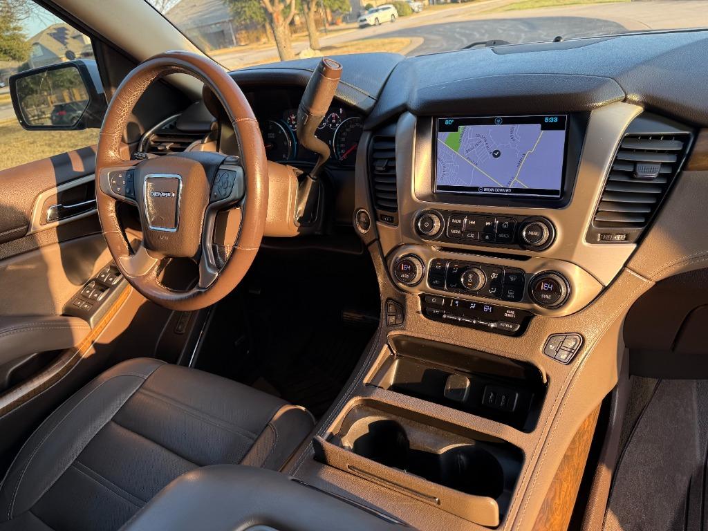 2018 GMC Yukon XL 1500 Denali photo