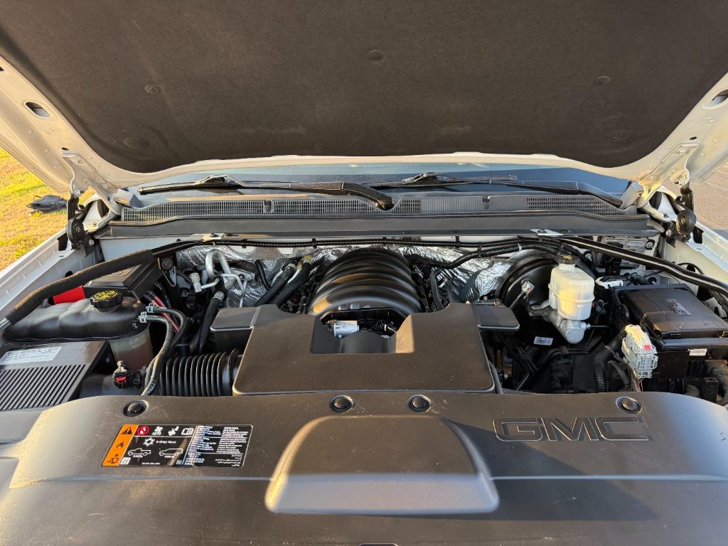 2018 GMC Yukon XL 1500 Denali photo
