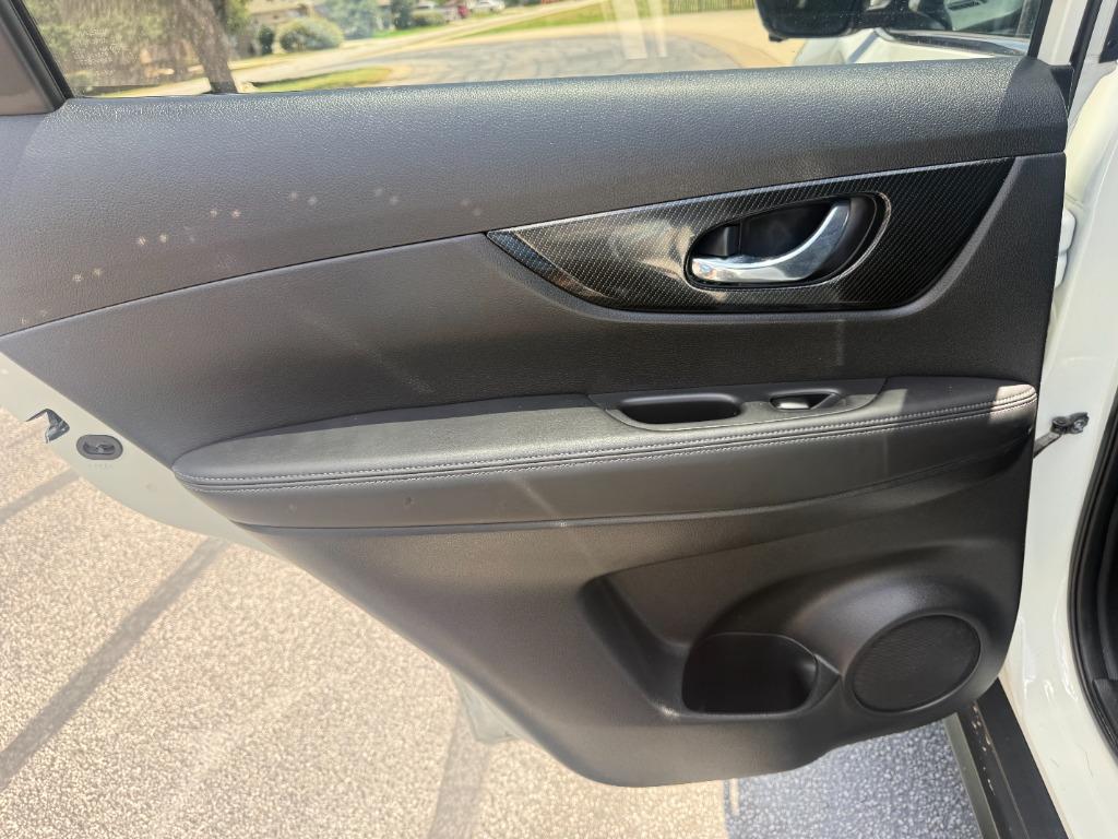 2018 Nissan Rogue - $13,500