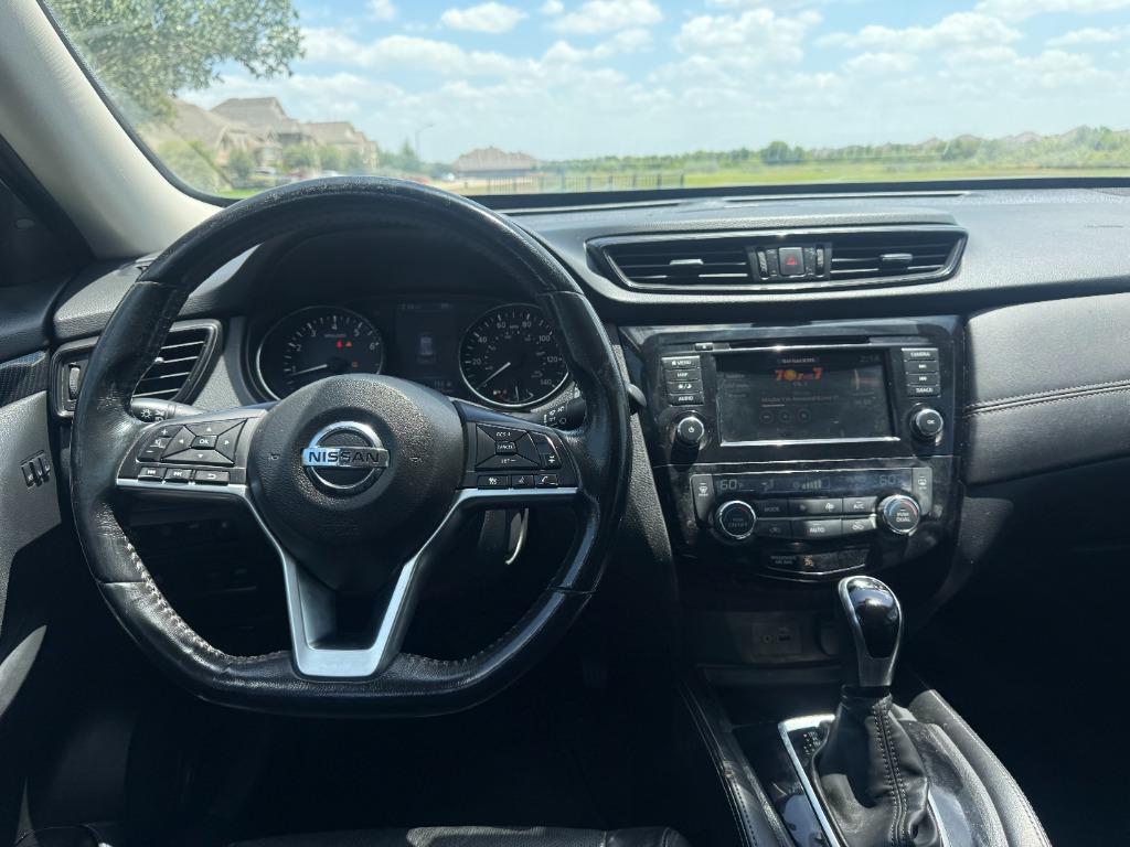2018 Nissan Rogue - $13,500