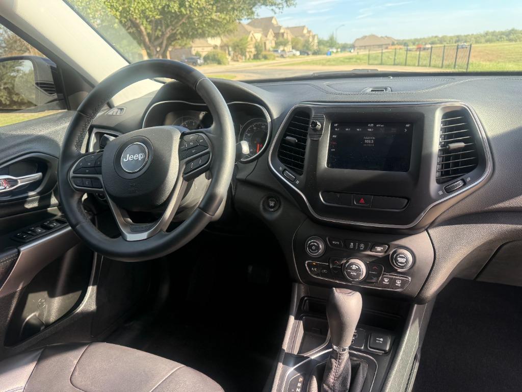 2019 Jeep Cherokee - $12,910
