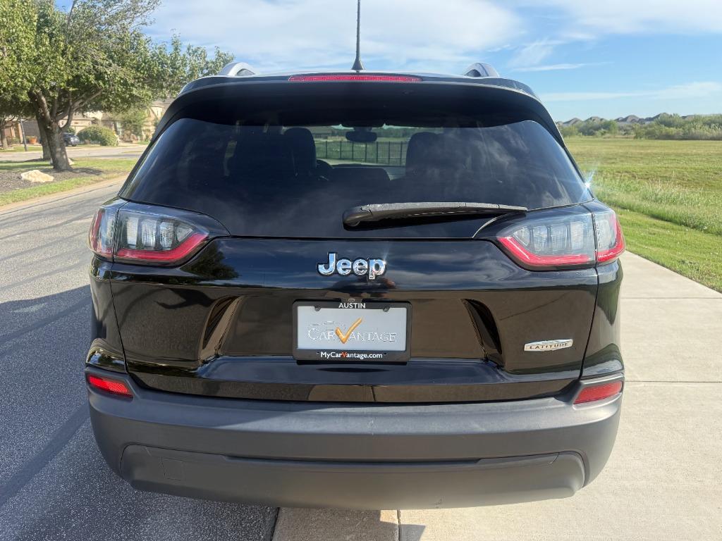 2019 Jeep Cherokee - $12,910