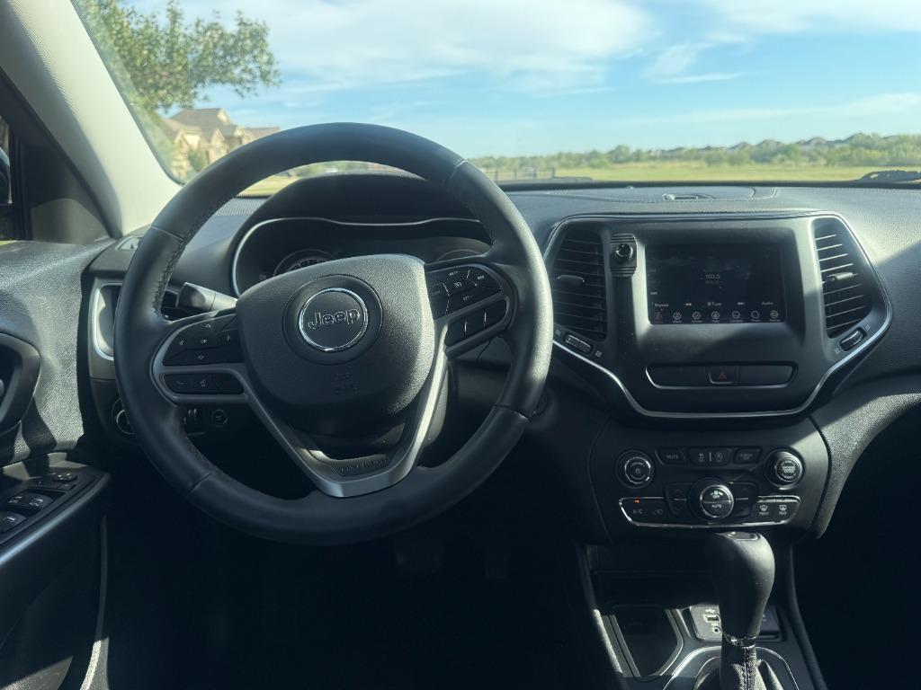2019 Jeep Cherokee - $12,910