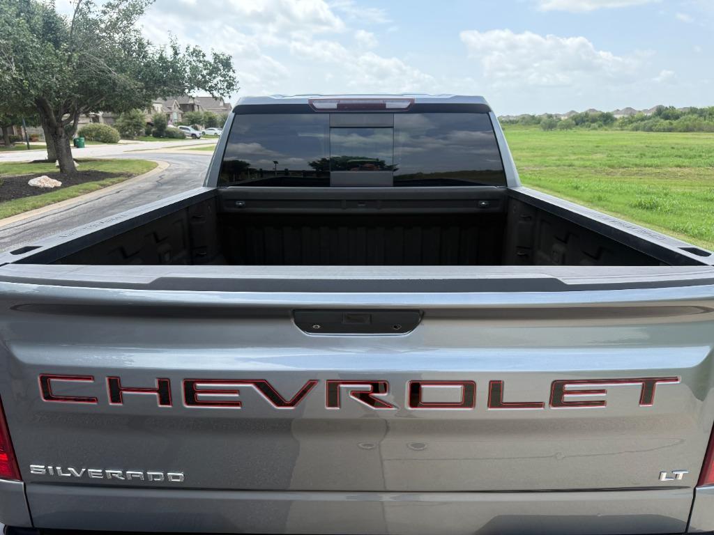 2019 Chevrolet Silverado - $28,950