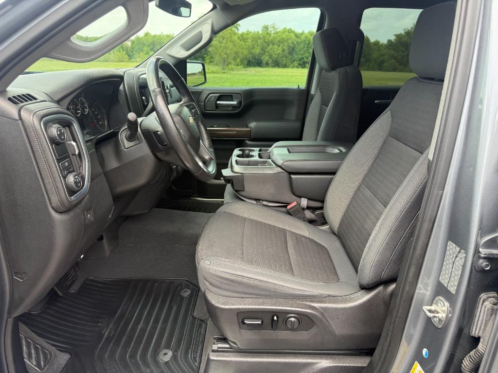 2019 Chevrolet Silverado - $28,950