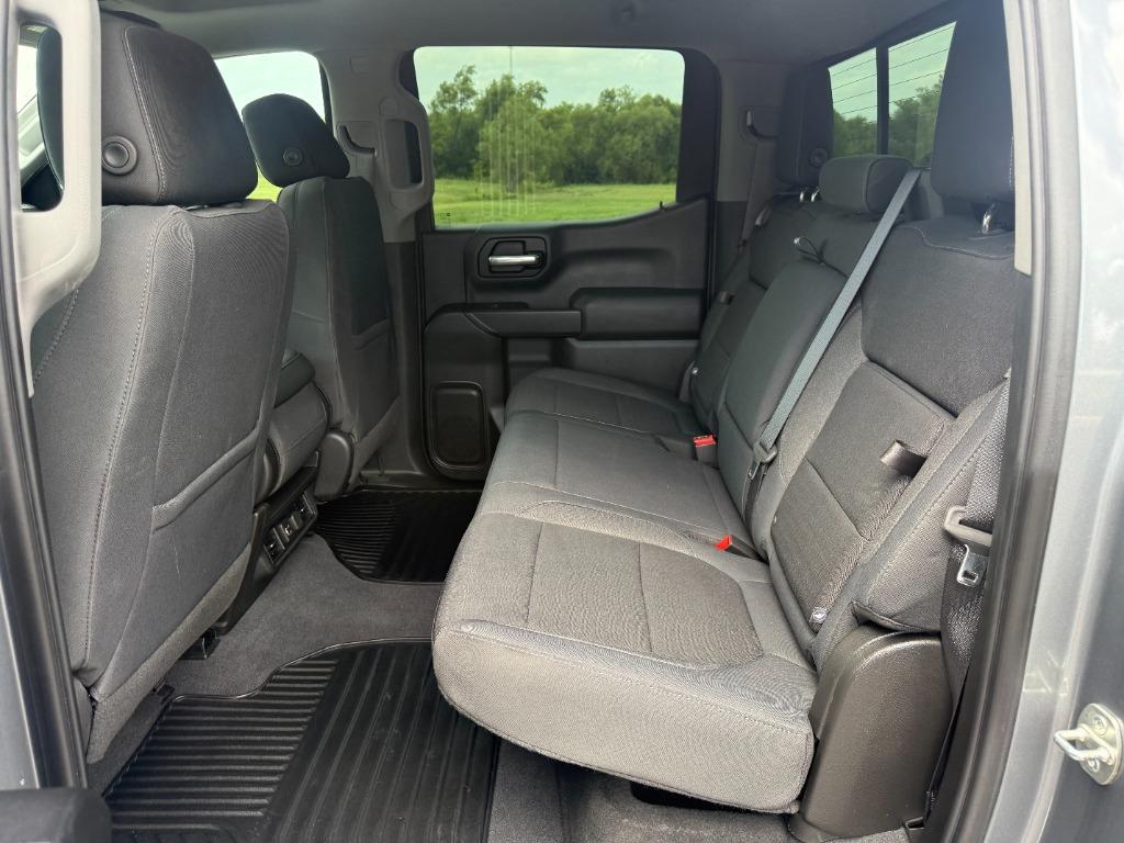 2019 Chevrolet Silverado - $28,950