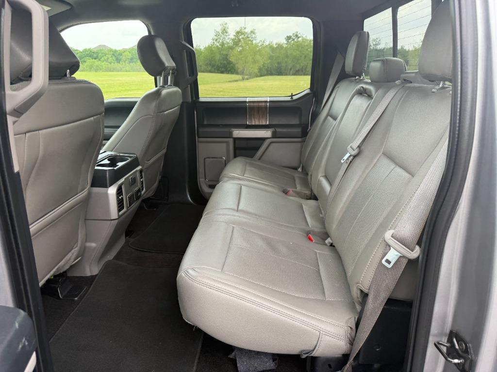 2020 Ford F150 Lariat photo