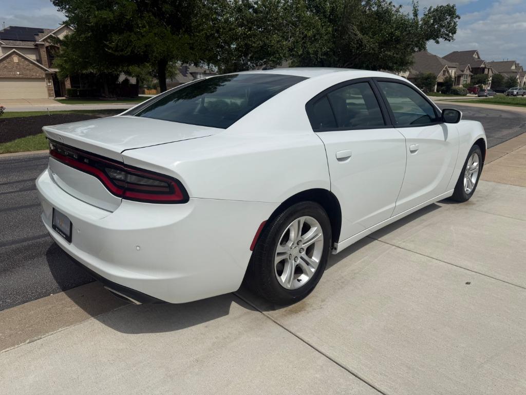 2020 Dodge Charger - $11,500